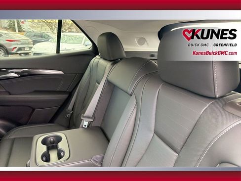 New 2026 Buick Envision Preferred image 35