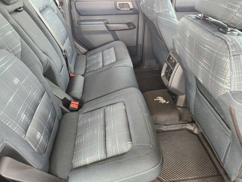 Used 2025 Ford Bronco Heritage Edition AWD/4WD image 32