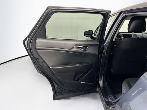 Used 2025 Kia Sportage LX image 25