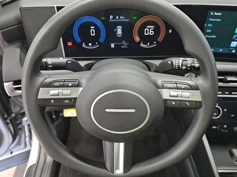 Used 2026 Hyundai Tucson SEL image 8