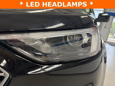 Used 2023 Ford Edge SEL w/ Convenience Package image 34