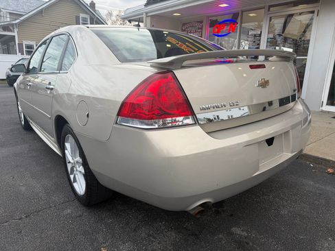 Used 2011 Chevrolet Impala LTZ image 4