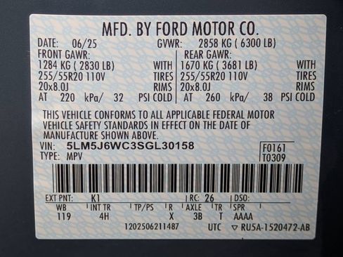 Used 2025 Lincoln Aviator 2WD image 30