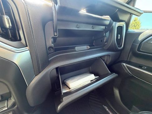Used 2020 Chevrolet Silverado 1500 LTZ AWD/4WD image 31