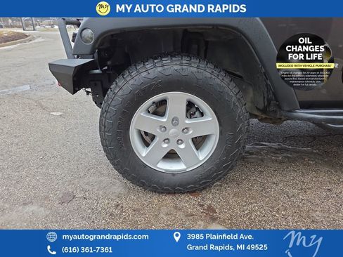 Used 2016 Jeep Wrangler Sport w/ Quick Order Package 23S image 38