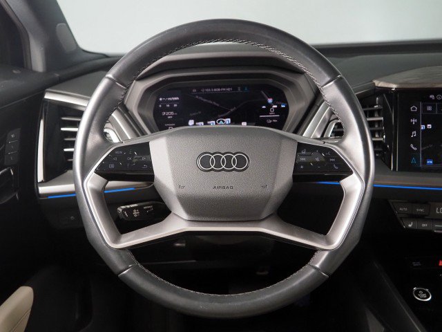 Used 2024 Audi Q4 e-tron quattro Premium Plus Sportback AWD/4WD image 18