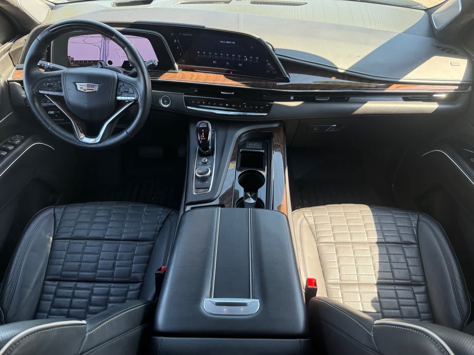 Used 2023 Cadillac Escalade Sport Platinum AWD/4WD image 13