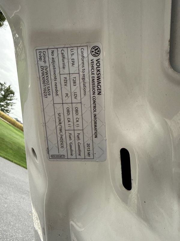 Used 2013 Volkswagen Jetta SE FWD image 29