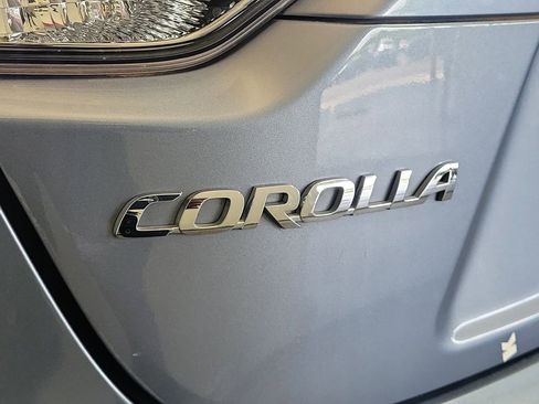 Used 2022 Toyota Corolla LE image 8
