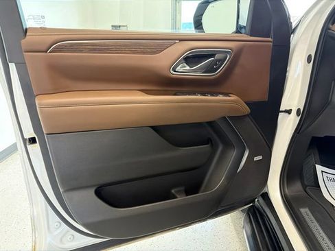 Used 2024 Chevrolet Tahoe High Country w/ Advanced Technology Package AWD/4WD image 51