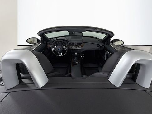 Used 2011 BMW Z4 sDrive30i RWD image 9