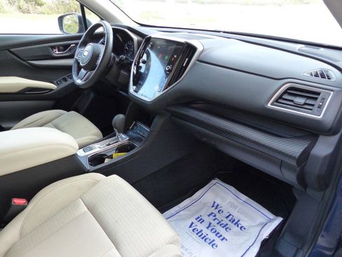 Used 2023 Subaru Ascent Premium w/ Convenience Package AWD/4WD image 35