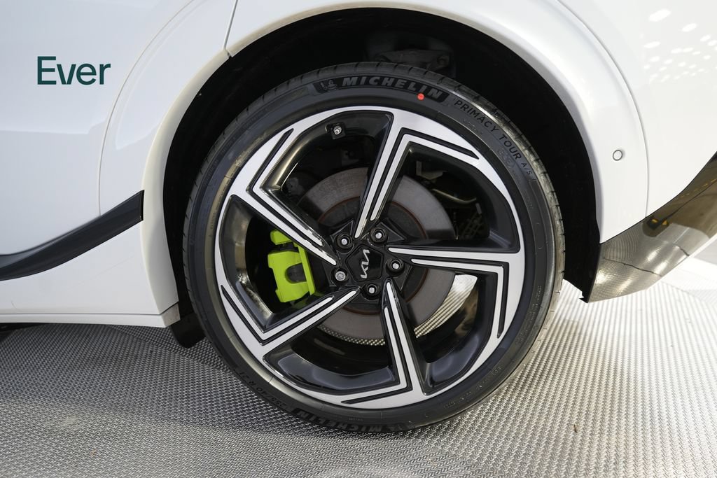 Used 2024 Kia EV6 GT AWD/4WD image 21
