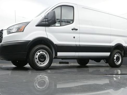 Used 2019 Ford Transit 250 130 Low Roof image 25