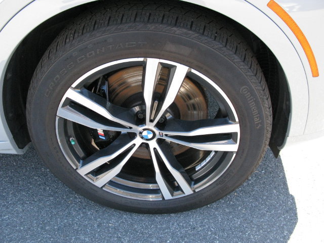 Used 2023 BMW X7 xDrive40i w/ Executive Package AWD/4WD image 11