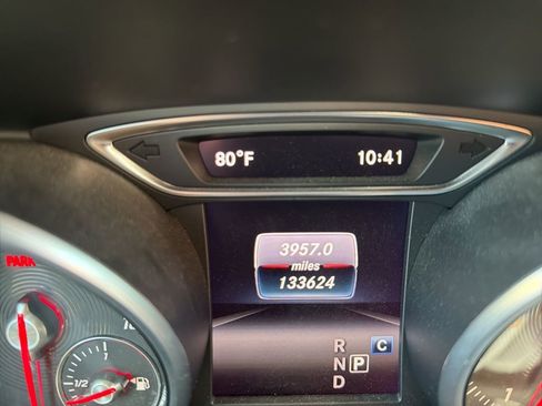 Used 2018 Mercedes-Benz GLA 250 image 14