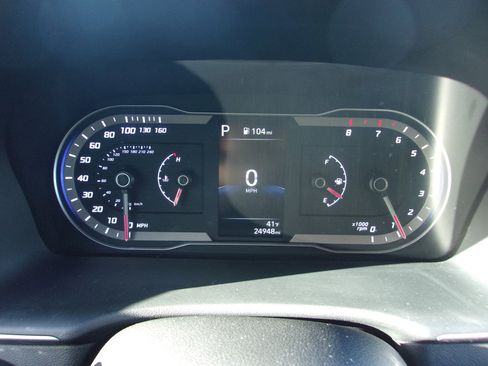 Used 2023 Hyundai Santa Cruz SE image 20