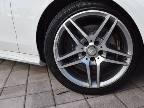 Used 2014 Mercedes-Benz E 350 4MATIC Sedan image 88