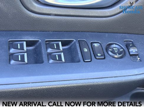 Used 2023 Honda Pilot EX-L image 9