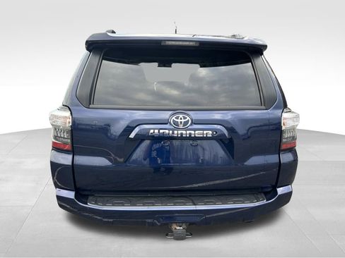 Used 2019 Toyota 4Runner SR5 Premium AWD/4WD image 4