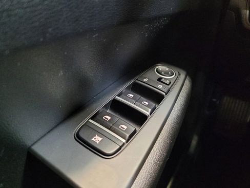 Used 2024 Kia Forte LXS w/ LXS Technology Package image 27