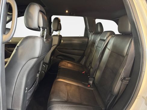 Used 2021 Jeep Grand Cherokee Laredo X AWD/4WD image 24