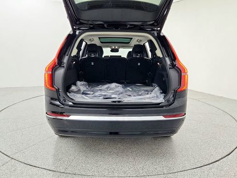 New 2026 Volvo XC90 B6 Ultra image 15