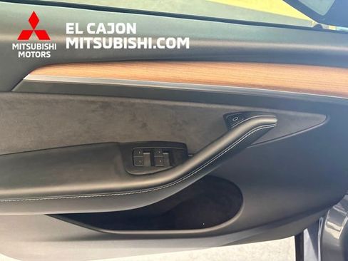 Used 2022 Tesla Model Y Performance AWD/4WD image 12