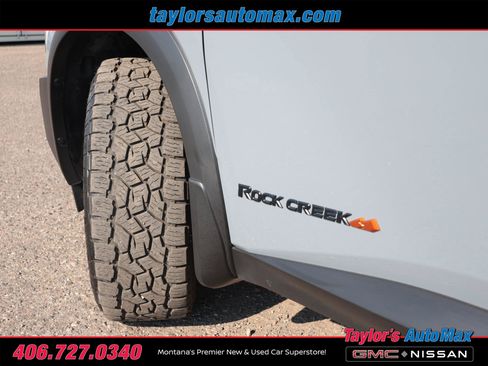 Used 2024 Nissan Pathfinder Rock Creek AWD/4WD image 38