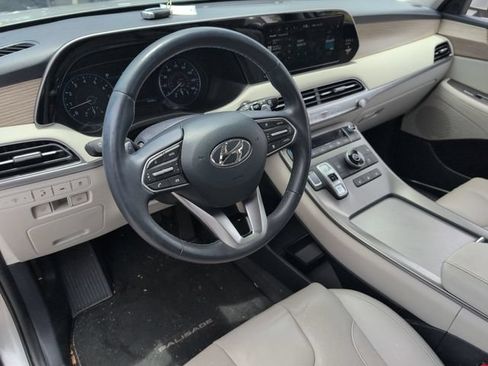 Used 2022 Hyundai Palisade SEL w/ 8P Bench Seat Package FWD image 10