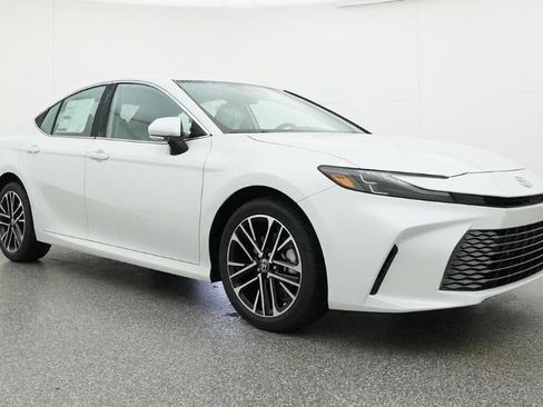 New 2026 Toyota Camry XLE image 29