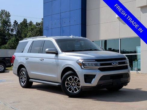 Certified 2024 Ford Expedition XLT RWD image 1