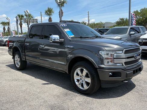 Used 2019 Ford F150 Platinum w/ Equipment Group 701A Luxury AWD/4WD image 9
