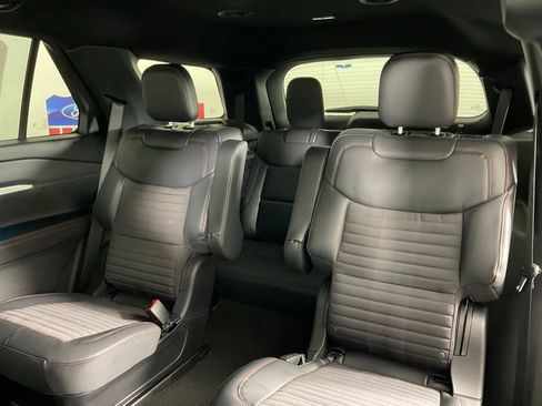 New 2026 Ford Explorer ST-Line w/ ST-Line Street Pack RWD image 16