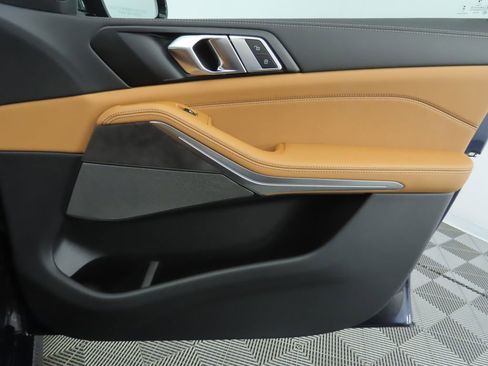 Used 2026 BMW X5 xDrive40i w/ M Sport Package image 27