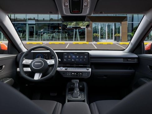 Used 2025 Hyundai Kona SEL FWD image 11