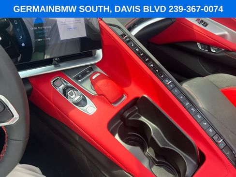 Used 2024 Chevrolet Corvette Stingray Preferred Conv w/ Z51 Performance Package RWD image 17