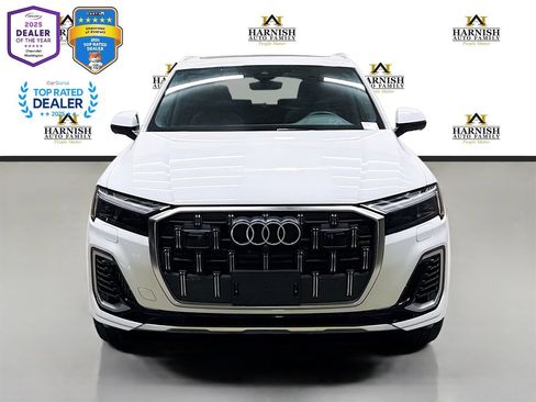 Used 2025 Audi Q7 3.0T Premium Plus AWD/4WD image 2