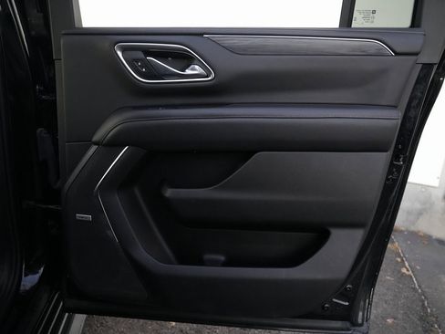 Used 2021 GMC Yukon XL SLT w/ SLT Luxury Plus Package image 40