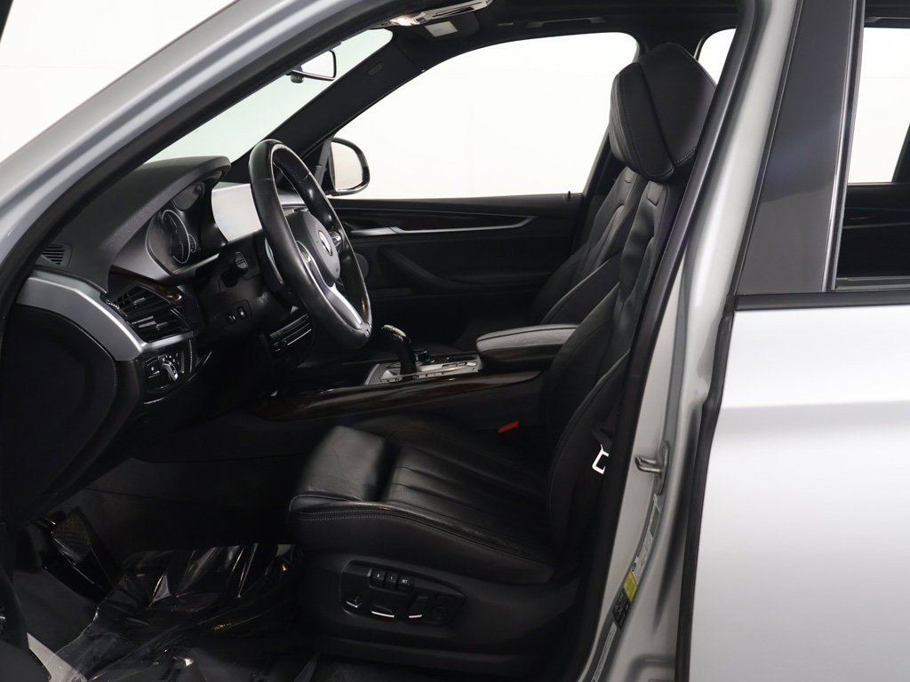 Used 2018 BMW X5 xDrive50i AWD/4WD image 29