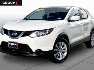 Used 2017 Nissan Rogue Sport S w/ S Appearance Package AWD/4WD video 1