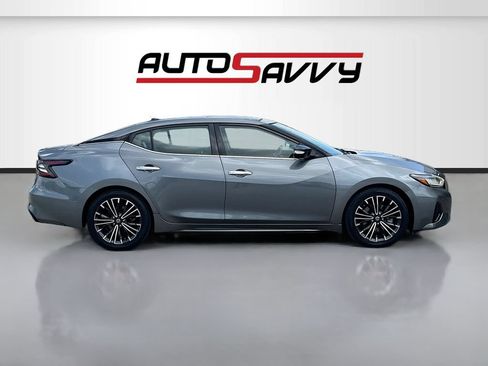 Used 2019 Nissan Maxima 3.5 SL w/ Floor Mat Group FWD image 8