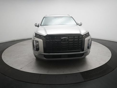 Used 2024 Hyundai Palisade Limited FWD image 11