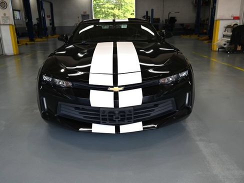 Used 2016 Chevrolet Camaro LT RWD image 3