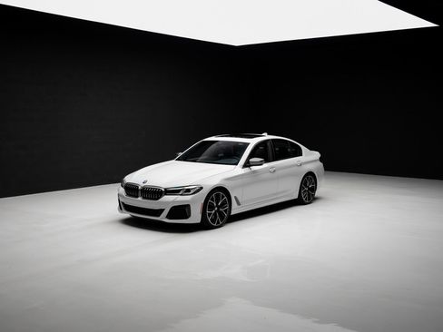 Used 2023 BMW M550i xDrive AWD/4WD image 84