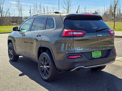Used 2014 Jeep Cherokee Limited AWD/4WD image 3