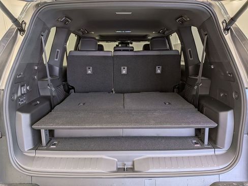 New 2026 Lexus LX 700h Luxury image 38