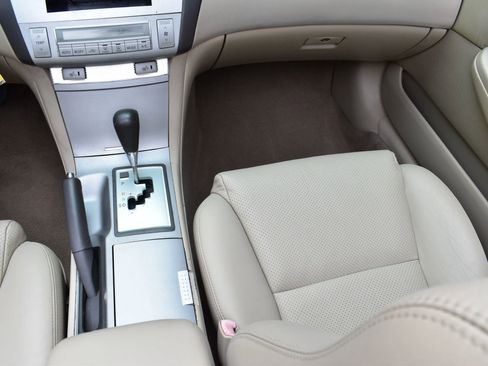 Used 2005 Toyota Solara SLE image 32