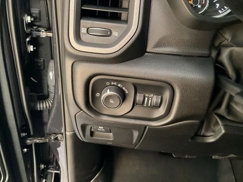Used 2019 RAM 1500 Tradesman image 7