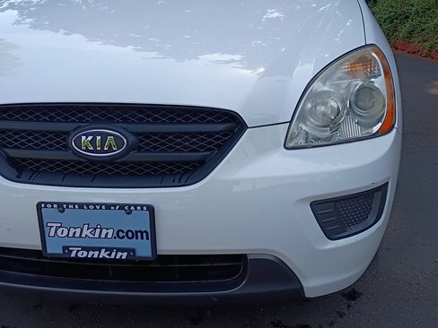 Used 2007 Kia Rondo LX FWD image 9